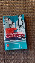 📚 “In cammino con i giovani” – Daisaku Ikeda
Vend