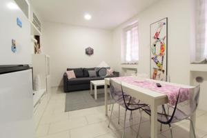 CASA DI CORTE A SEDRIANO