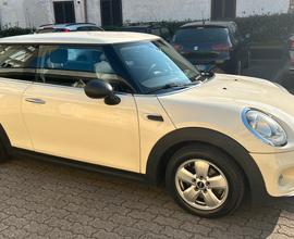 Mini Cooper one 1.2 benzina 75 cv