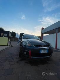 Ford Fiesta CON INIETTORI RIFATTI NUOVI