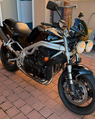 Triumph Speed Triple 900