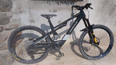 WHISTLE AXR CA5.6 12V 29 800w 350 km taglia L
