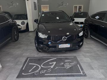 Volvo XC40 R-DESIGN LET-NAVI-TETTO