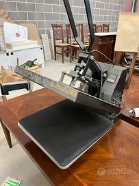 Termopressa professionale per tessuti