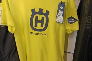 Husqvarna Replay Tee Yellow T-Shirt Taglie: S, L e