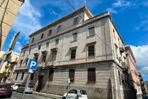 4 vani con terrazzo mq. 70