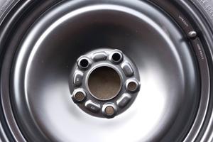 Ruotino di scorta 16 Ford Puma Hankook R16