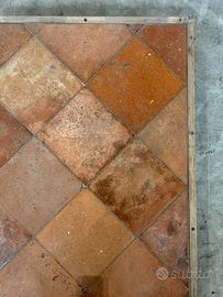 Pavimento in cotto antico originale