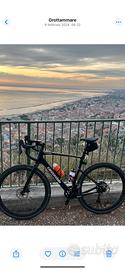 gravel cannondale topstone 3 carbon ruote carbonio