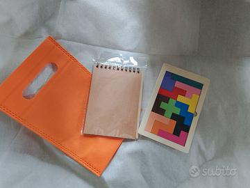 Due giochi. Quaderno scratchbook e tetris