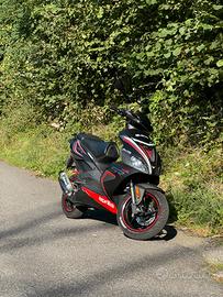 Aprilia SR 50 r -2017