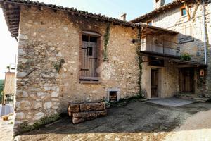 RUSTICO A CAPRINO VERONESE