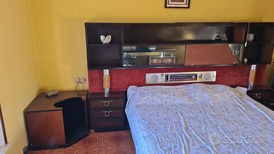 Camera da letto completa anni 70