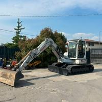 E233 - Escavatore 80 q Takeuchi TB80 girosagoma