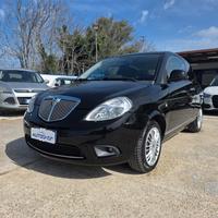 Lancia Ypsilon 1.2 69 CV New Oro