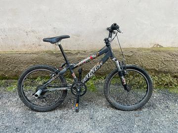 MOUNTAIN BIKE Atala