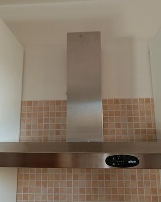 Cappa filtrante Elica in acciaio inox come nuova