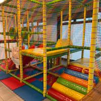 Grande struttura gioco per bambini