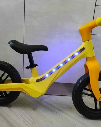 Bicicletta senza pedali per bambini nuovissima
