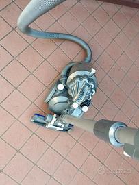 Dyson  root cyclone technology 