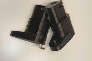 Coppia supporti frecce moto guzzi califonia/nevada