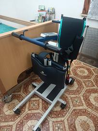 Sollevatore/ Verticalizzatore disabili