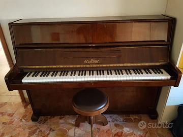 Pianoforte verticale Balthur con sgabello