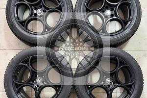 Cerchi 19 neri e pneumatici M+S Alfa Romeo Stelvio