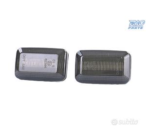 FRECCIE LATERALI PER VOLKSWAGEN VW AUDI A LED NERO