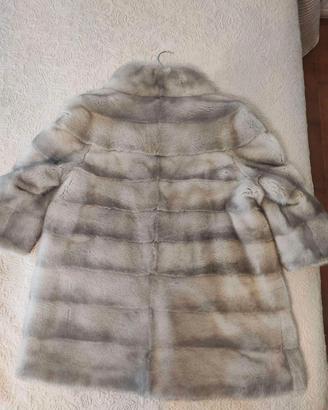 Pelliccia Visone femmina Saga Furs