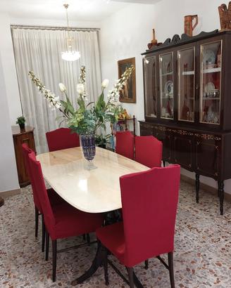 sala da pranzo vintage anni `60 con intarsi