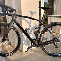Pinarello Granger X3 – Gravel in carbonio