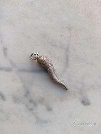 ciondolo corno portafortuna RIBASSATO!