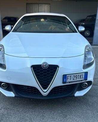 Alfa Romeo Giulietta 1.4 Turbo GPL NEOPATENTATI