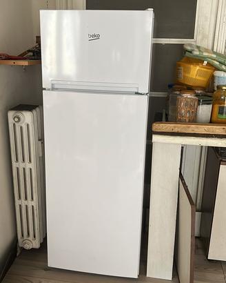 Frigorifero Beko con congelatore – 2 anni