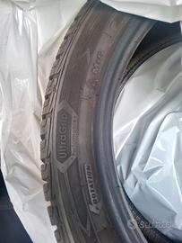 4 gomme invernali  215 50 R18