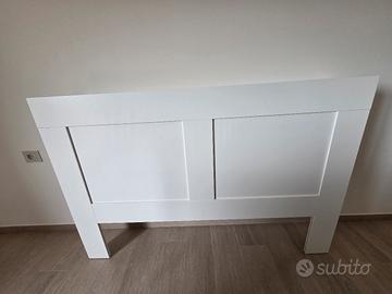 Testiera IKEA Brimnes