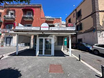 NEGOZIO A POZZUOLI