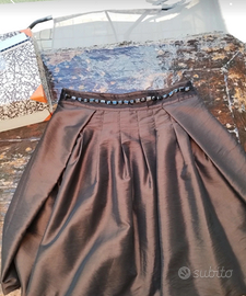 Gonna elegante con strass