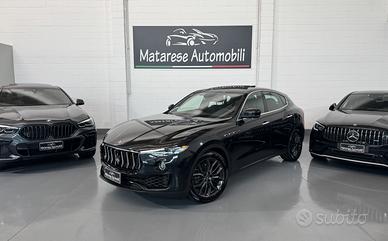Maserati Levante Q4 V6 3.0cc 250cv Tetto apribile 