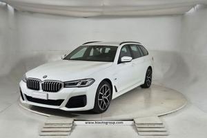 BMW Serie 5 G31 2020 Touring LCI B 530e Touri...