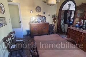 Casa singola su tre livelli a Giarre