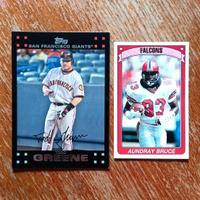 Figurine di baseball e football americano