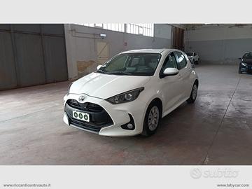 TOYOTA Yaris 1.5 Hybrid 5p. Active