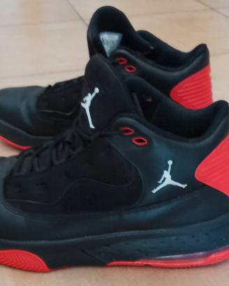 Scarpe Jordan numero 42