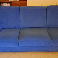 DIVANO IN BUONO STATO QUASI REGALATO