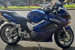 Honda VFR 800 2005 vtec km 23000 epoca fmi scambi0