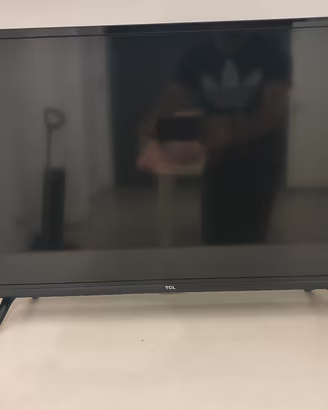 tv android TCL da 32 pollici 