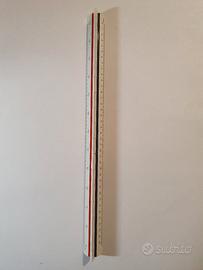 Scalimetro Triangolare cm.30 