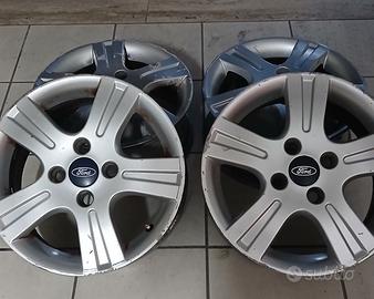Cerchi in lega ford fiesta 15 pollici
